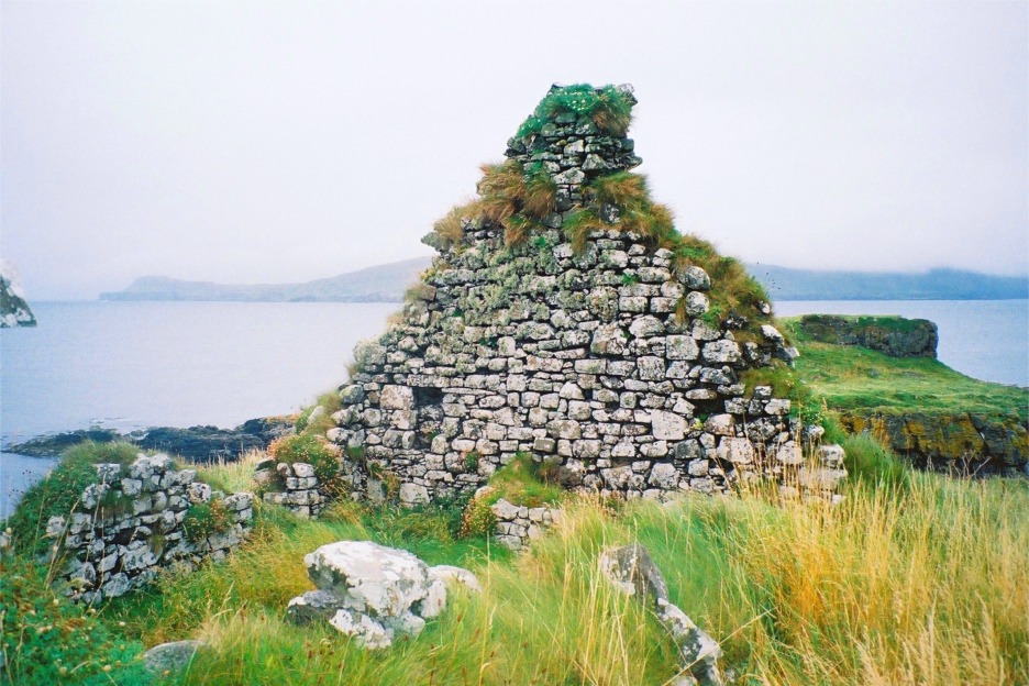 Ruins of Cairnbrugh Castle